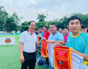 Trường  Tiểu học Hòa Lợi tham gia thi đấu Bóng đá nam và nữ Giải Bóng đá nam, nữ tranh cúp Liên đoàn Lao động